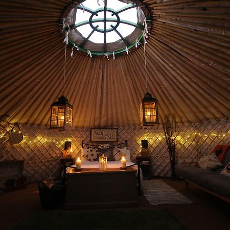 Hotel Glamping On The Hill Mells Exterior foto