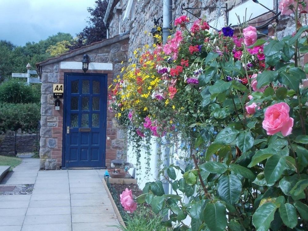 Hotel Glamping On The Hill Mells Exterior foto